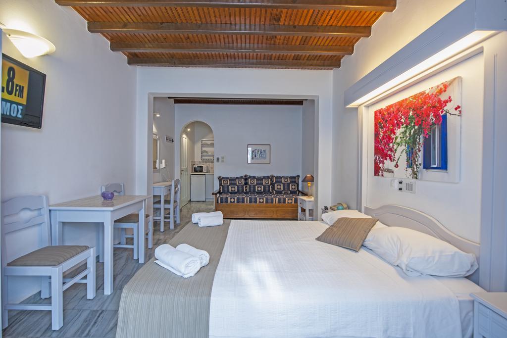 Manis Inn Náoussa Extérieur photo